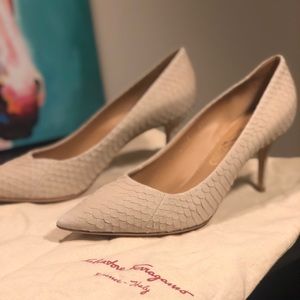 Salvatore Ferragamo pumps